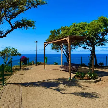 Varandas Do Sol - Private Sun Terrace Close To Natural Pools & Praia Formosa アパート フンシャル