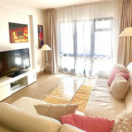 Varandas Do Sol - Private Sun Terrace Close To Natural Pools & Praia Formosa アパート